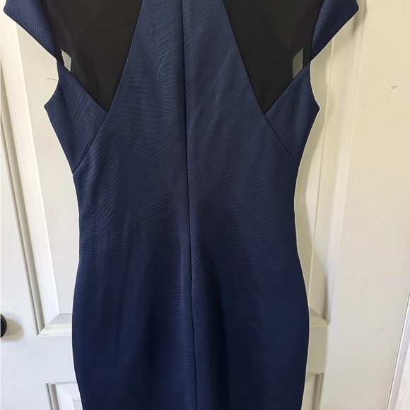 Guess Navy and Black Mini Dress - Picture 4 of 5